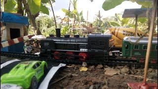 Cabin ride and Parallel race Rajdhani Exp Indian Railway Model | Miniature World | Railway Crossing