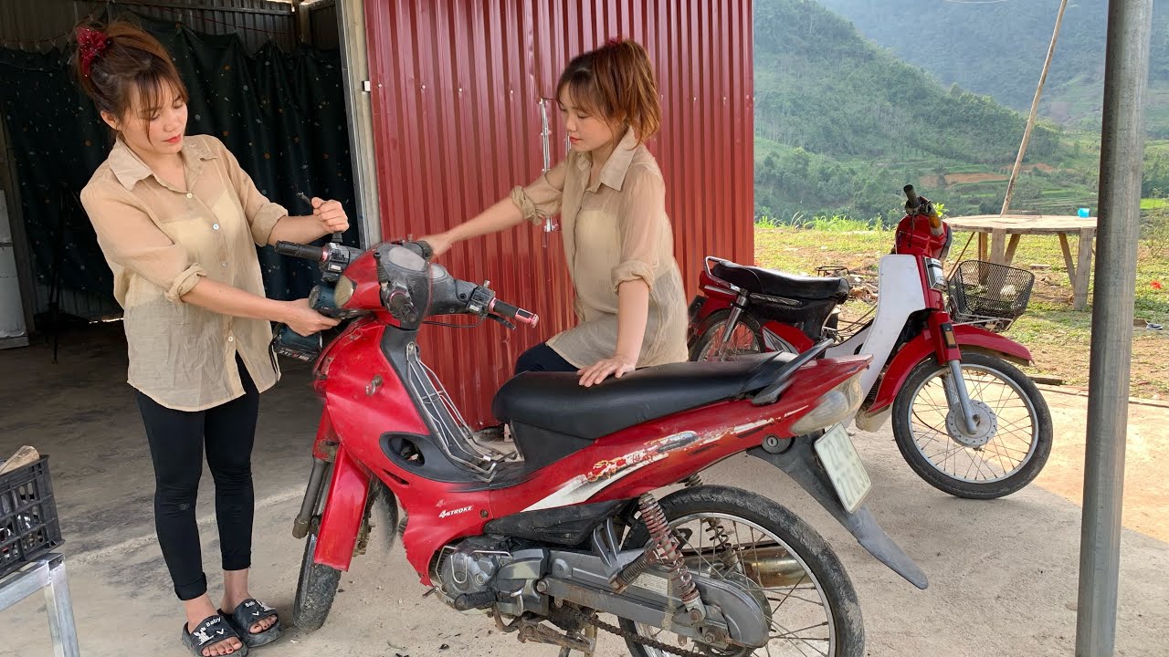 To day! She repaired the ignition coil and the electrical system on the old motorcycle.