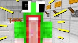 TRYING TO SOLVE IMPOSSIBLE REDSTONE WITH *THIS* GUY...