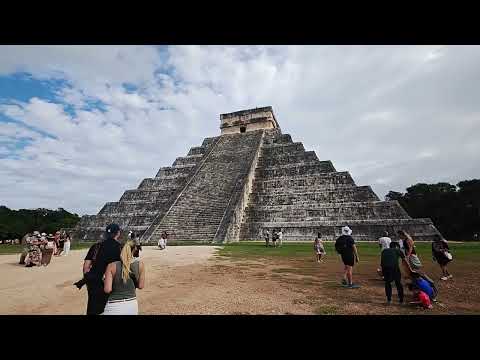 Ancient Echoes in Chichén Itzá: Hearing the Quetzal Chirp at El Castillo