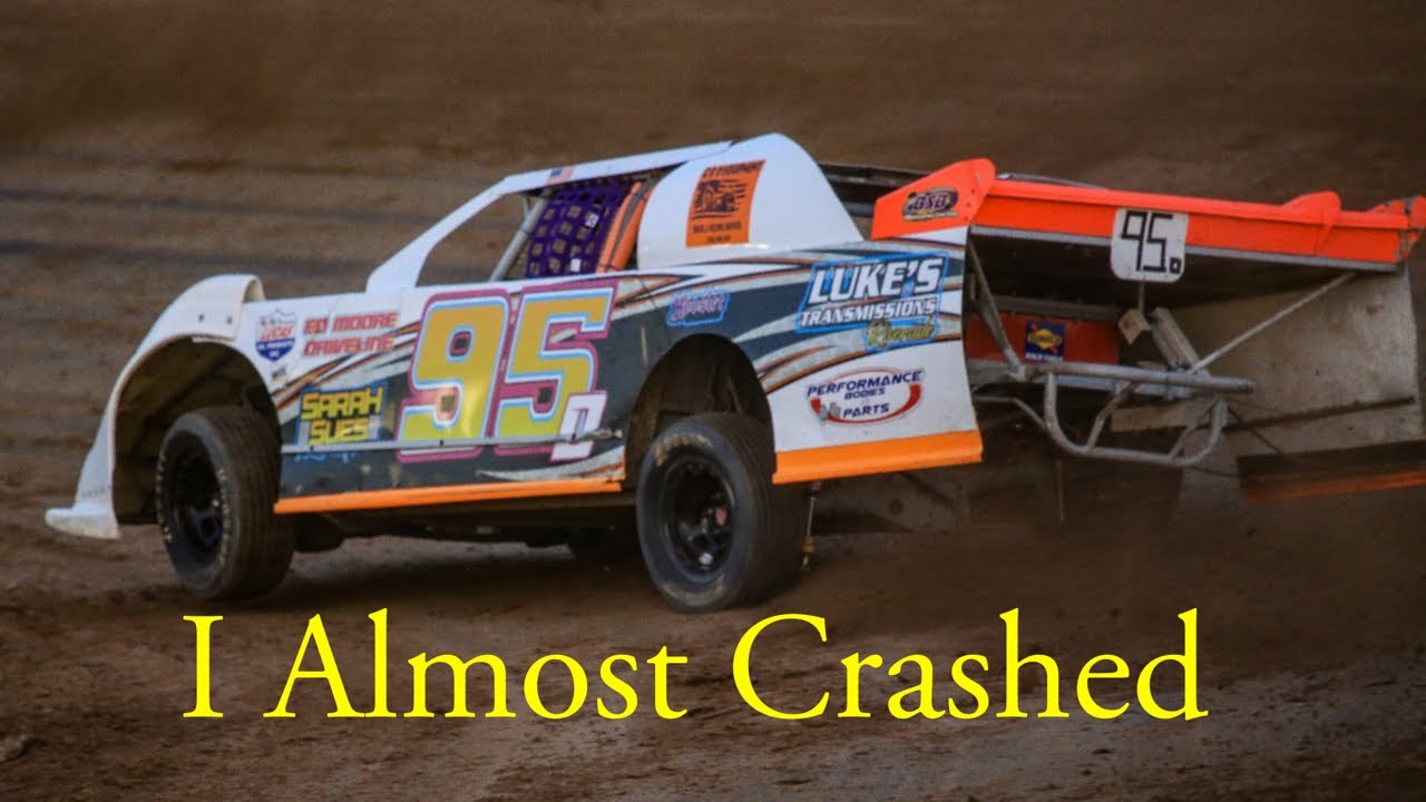 Dirt racing season opener at Mohave valley raceway super stock