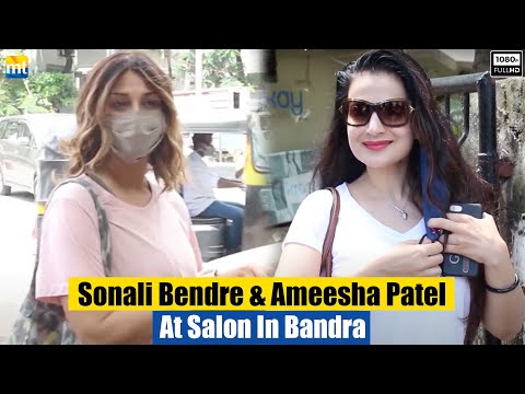 B-Town Beauties Sonali Bendre in Pyjamas & Ameesha Patel in Basic Jeans with top At Salon