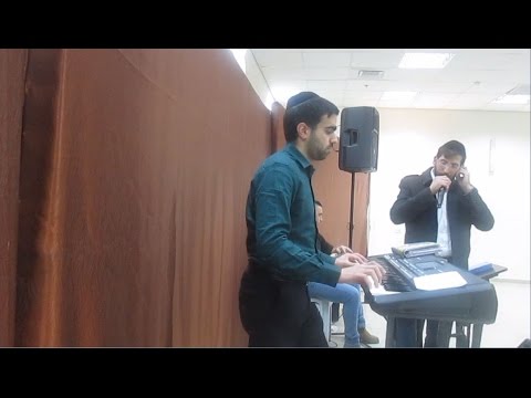 קלידן מזרחי מחרוזת טורקית הקלידן אברהם הפייטן אביחי מלול 