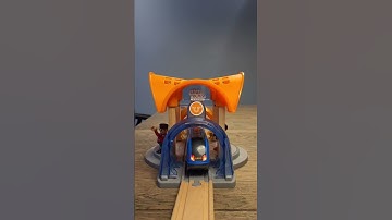 Action Tunnel Toy Train station Brio 33973