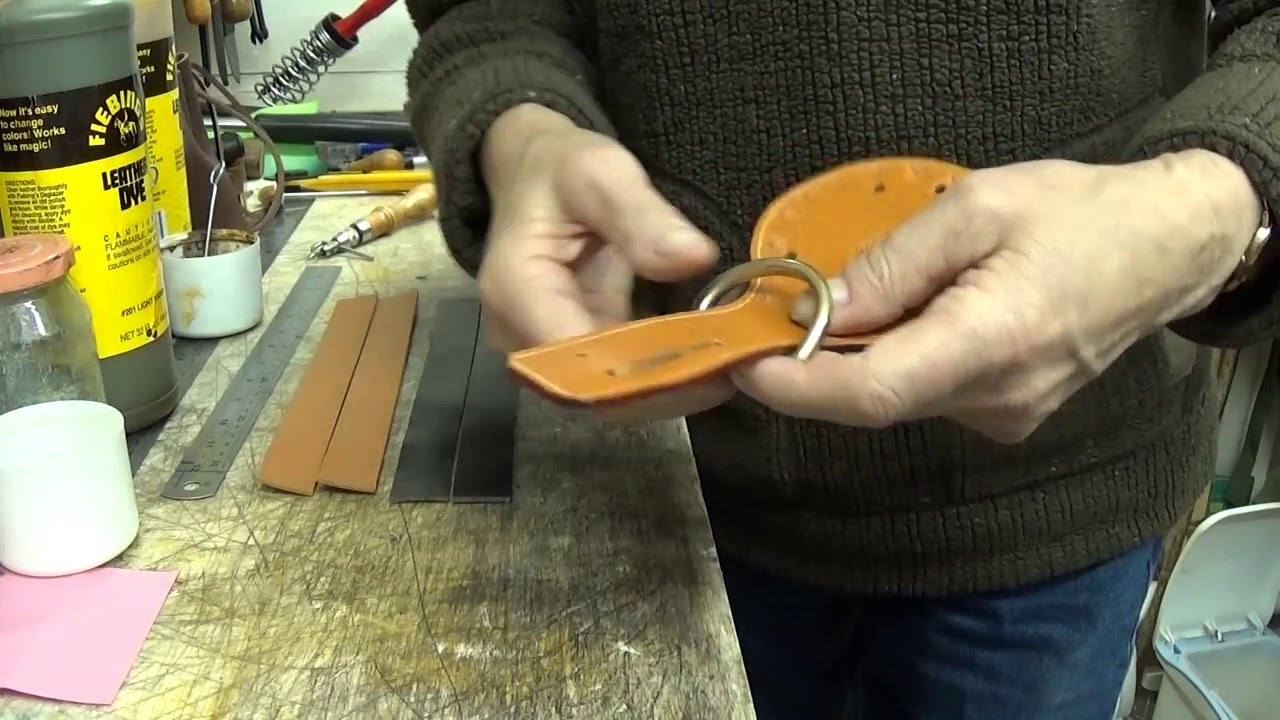 Making a Bushcraft Tinder Sporran from scratch Part 4