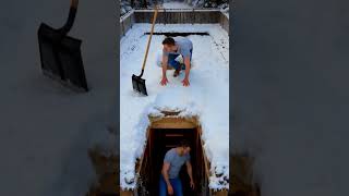 Survival in -20°C: Secret Underground Ice Base 🏠🥶