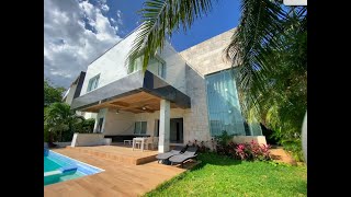 ESPECTACULAR CASA EN PUERTO CANCUN EN VENTA