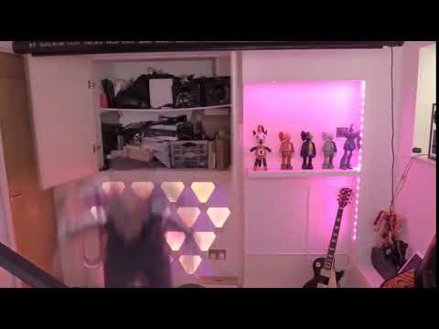 Pewdiepie says REEEE (16)