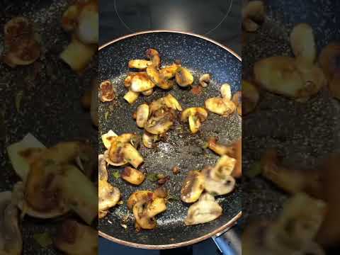 Рамен из лапши быстрого приготовления 🤤 Вкусный обед за 10 минут