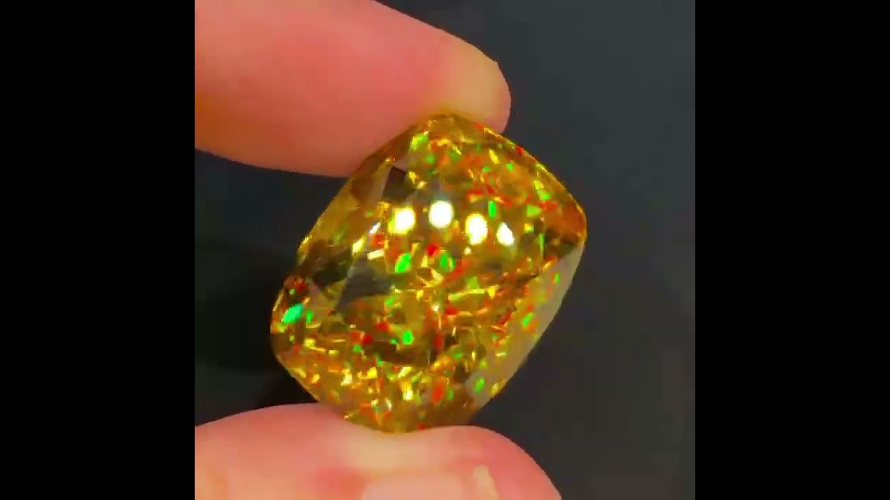 Presenting ~ Huge Size 133 Ct Natural Spark like a Fire Sphene From Madagascar Mine 