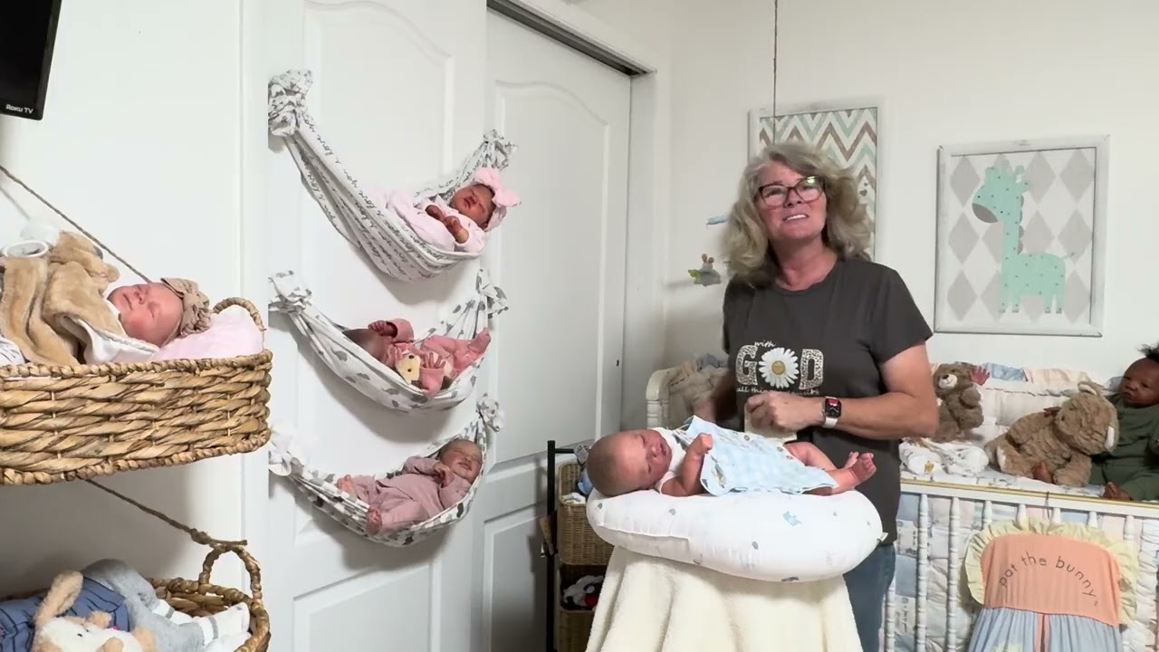 Reborn mom goes shopping. #rebornbaby #rebornnursery #reborncommunity #peterrabbit 