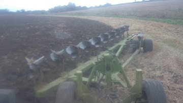 Headland auto guide ploughing