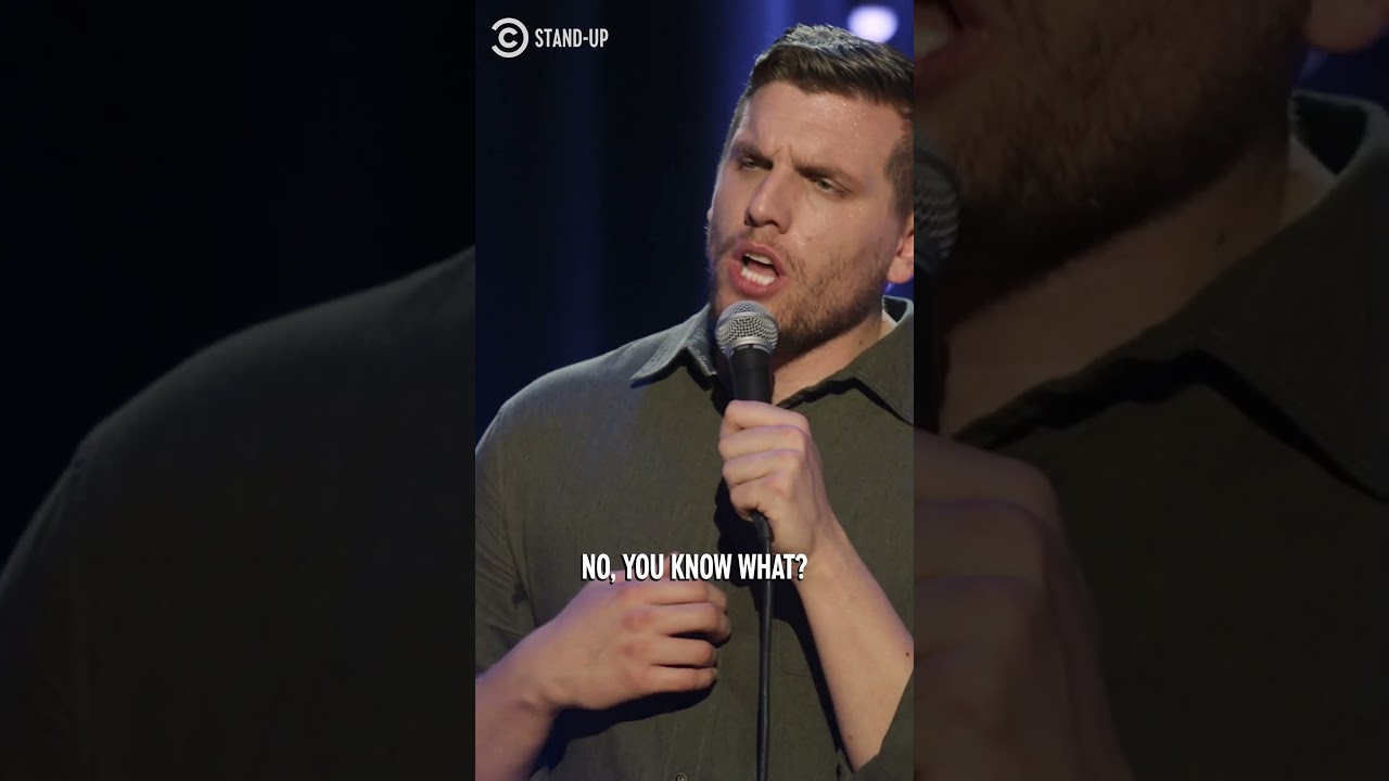 “I always knew my dad was involved in some illegal sh*t…” 🎤: Chris Distefano 