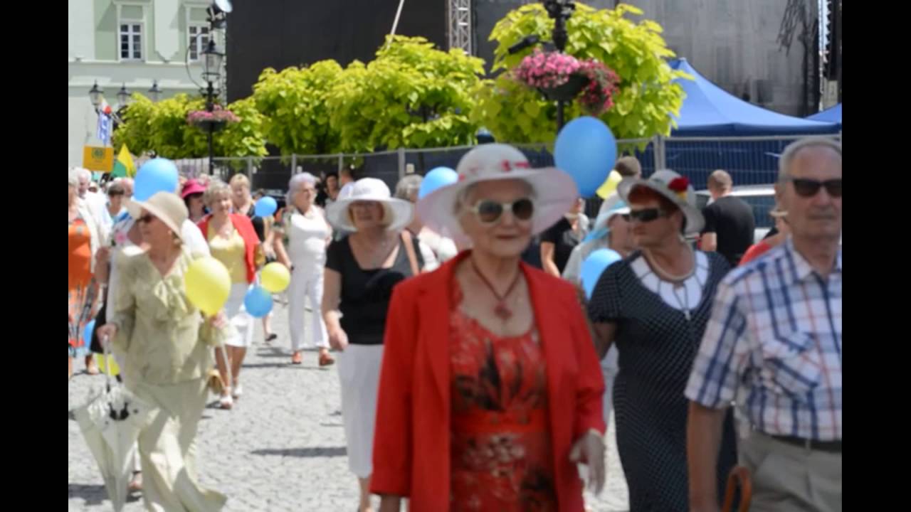 Bolec.Info- Parada Seniorów Dni Bolesławca 19.06.2016