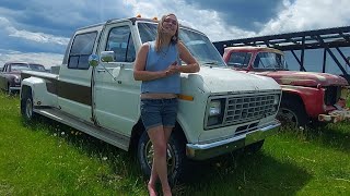 I bought a new project 1981 Ford E350 Triple E Camelot conversion! Full walk around of this relic. screenshot 2