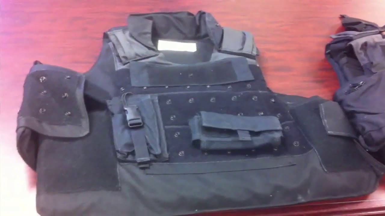 Bullet proof vests are donated (20101119) YouTube