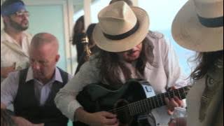 The Mavericks - Sabor A Mi (The Balcony Cruise Sessions)
