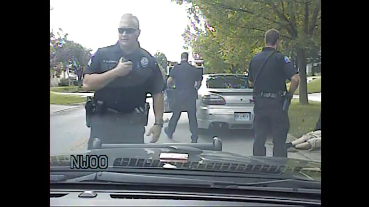 Dashcam Video Shows Police Tasing that Put Missour...