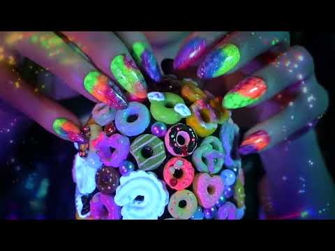 ASMR Candy Mic Scratching & Tapping 🍭2 Embellished Mic Covers 🍩 Hypnotic ASMR  (No Talking)