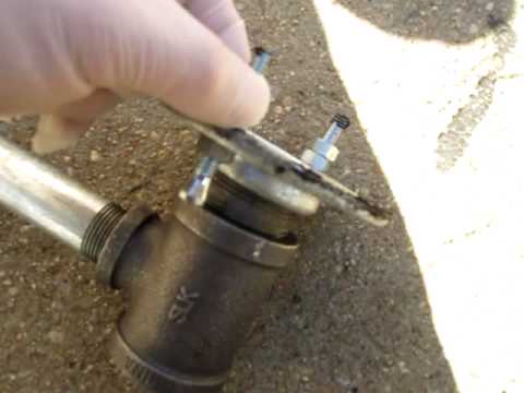 harmonic balancer bolt removal toyota #2