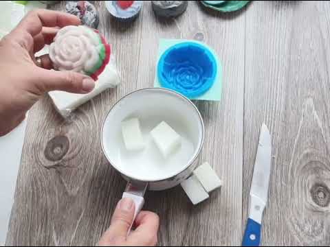 How to make different colors layered soap with base / Как да си направим сапун с българското знаме