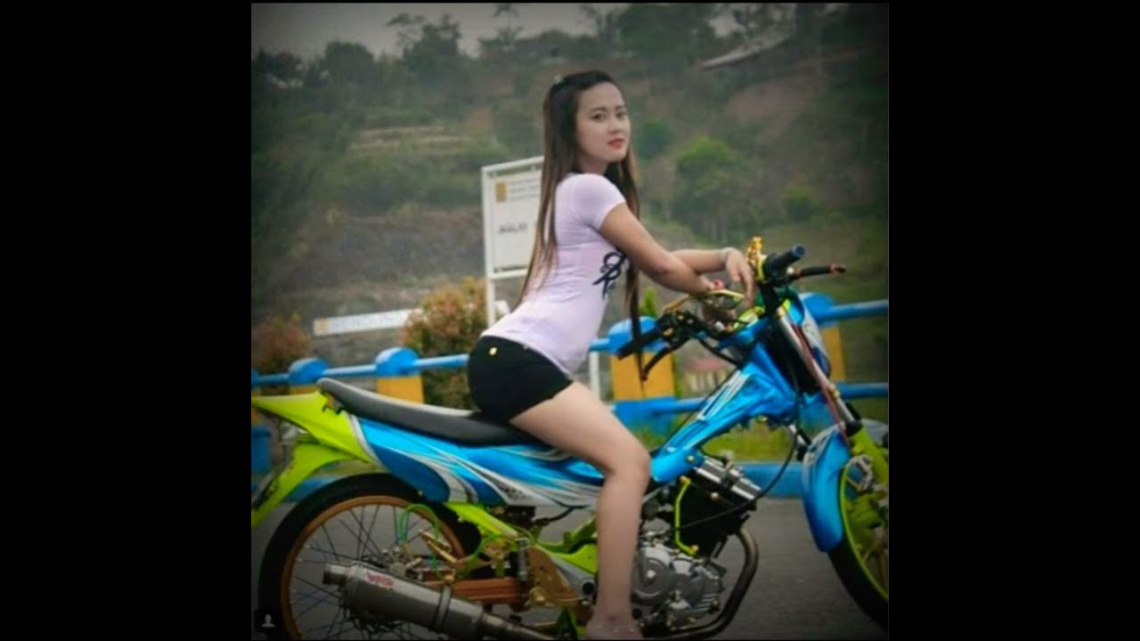 Bike indo. Девушки на супермото. Вьетнамские женщины на мотоциклах. Cewek Motor. Model Motor Bugil Indonesia.