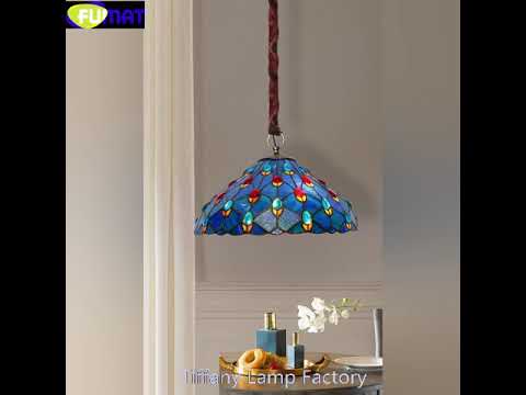 Video: Lustry Tiffany (43 Fotografií): Stropní Závěsné Lampy Z Barevného Skla V Interiéru