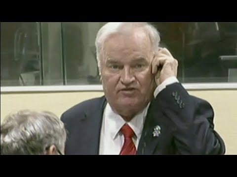 Richter wirft störrischen Mladic aus dem Gerichtssaal