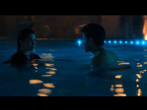 Veer & Saba Class Romance Kiss 😘🥵 II Swimming Pool Scene II #class #trending #kiss