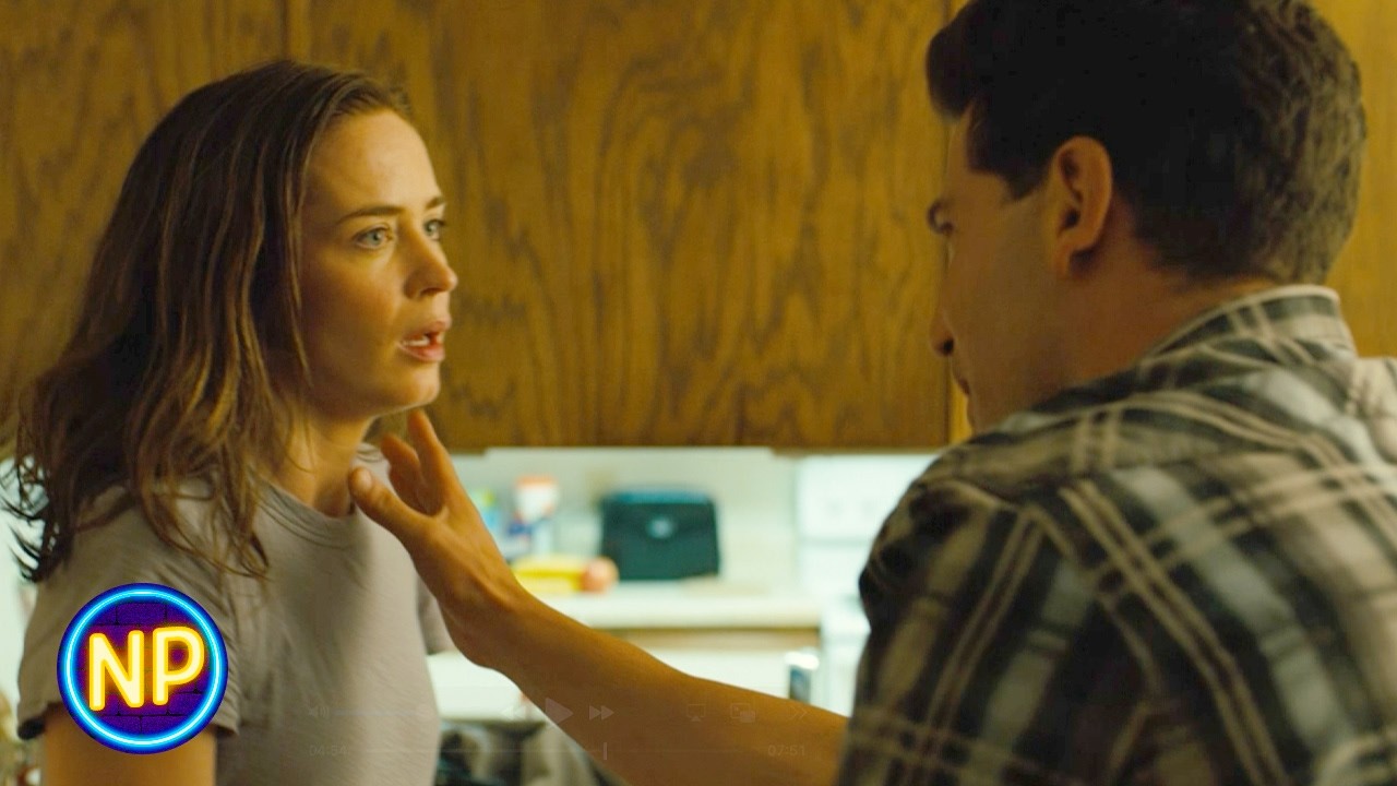 Jon Bernthal Attacks Emily Blunt | Sicario
