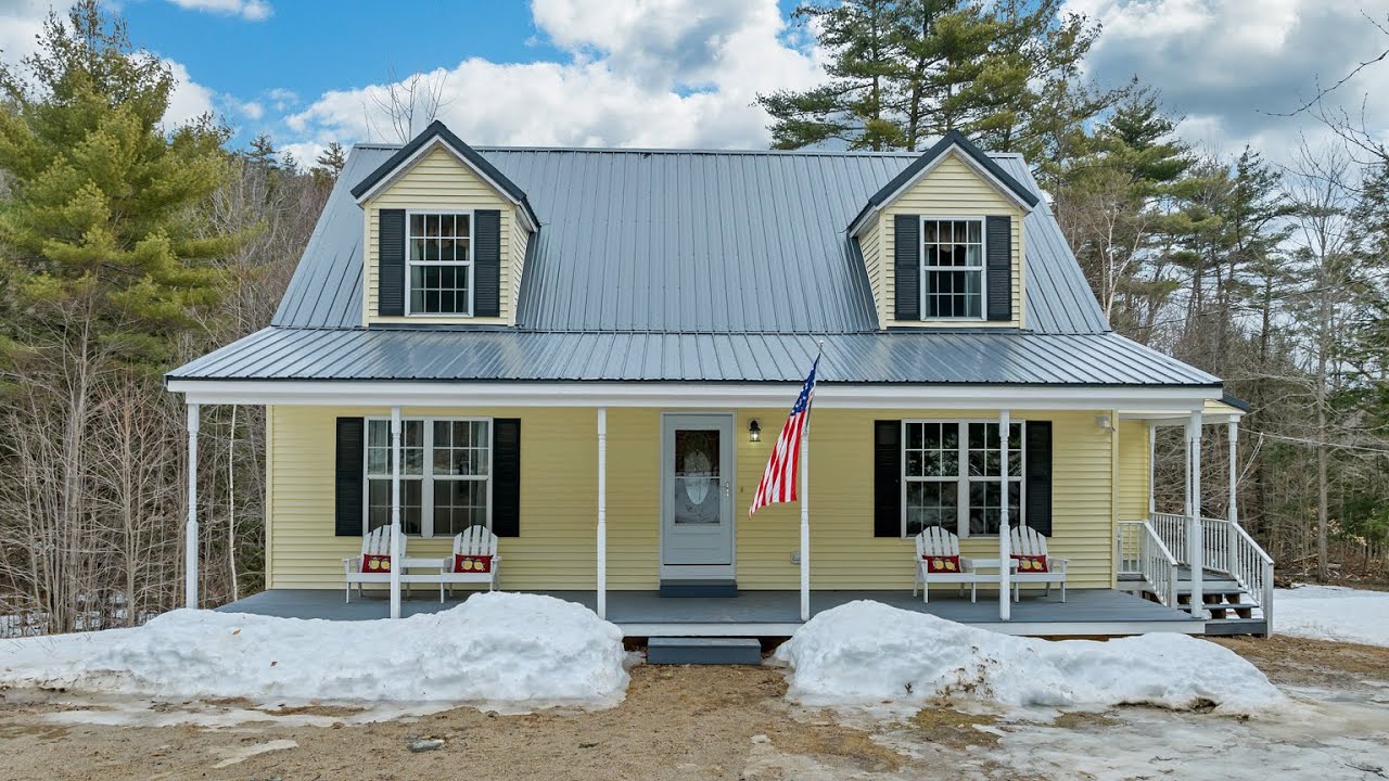 223 Circuit Rd, Ossipee, NH 03864