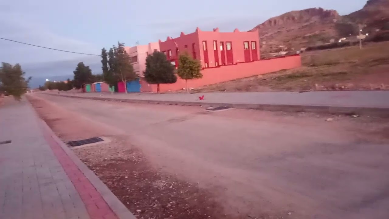 السلام عليكم الأجواء عند المساء اليوم هنا س 19:20 ت 9\2\2026