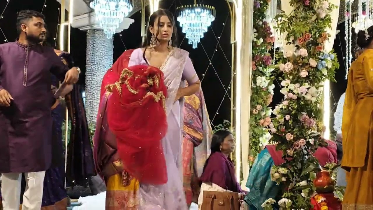 बन्ना बन्नी की मधुर तान,आज बेटी बन रही है किसी का सम्मान