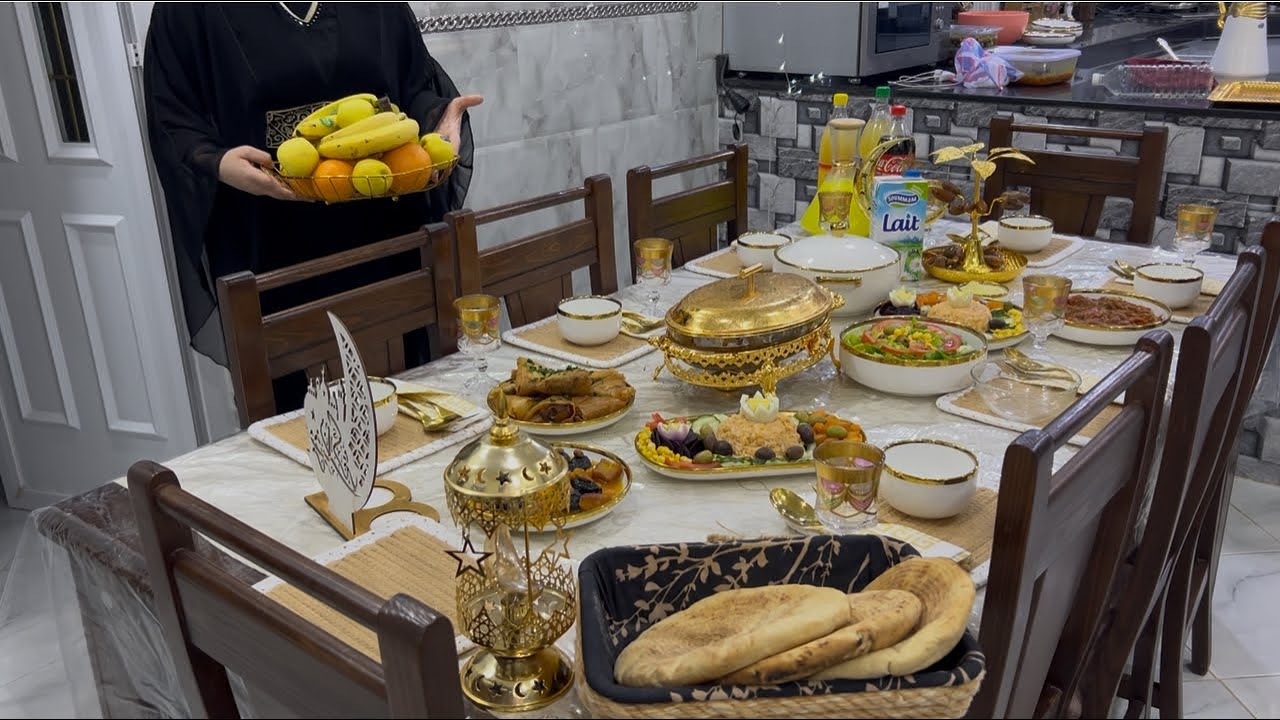 طاولة اليوم مع روتين مع لبنات يهبل