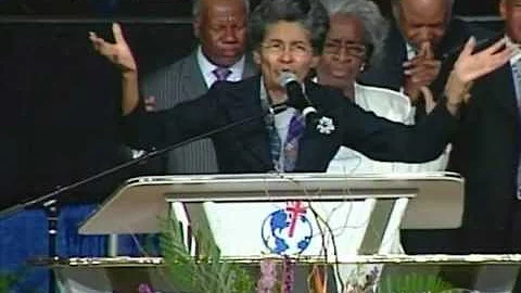 Mother Arlie Boone COGIC Pioneer Praying/Dancing i...