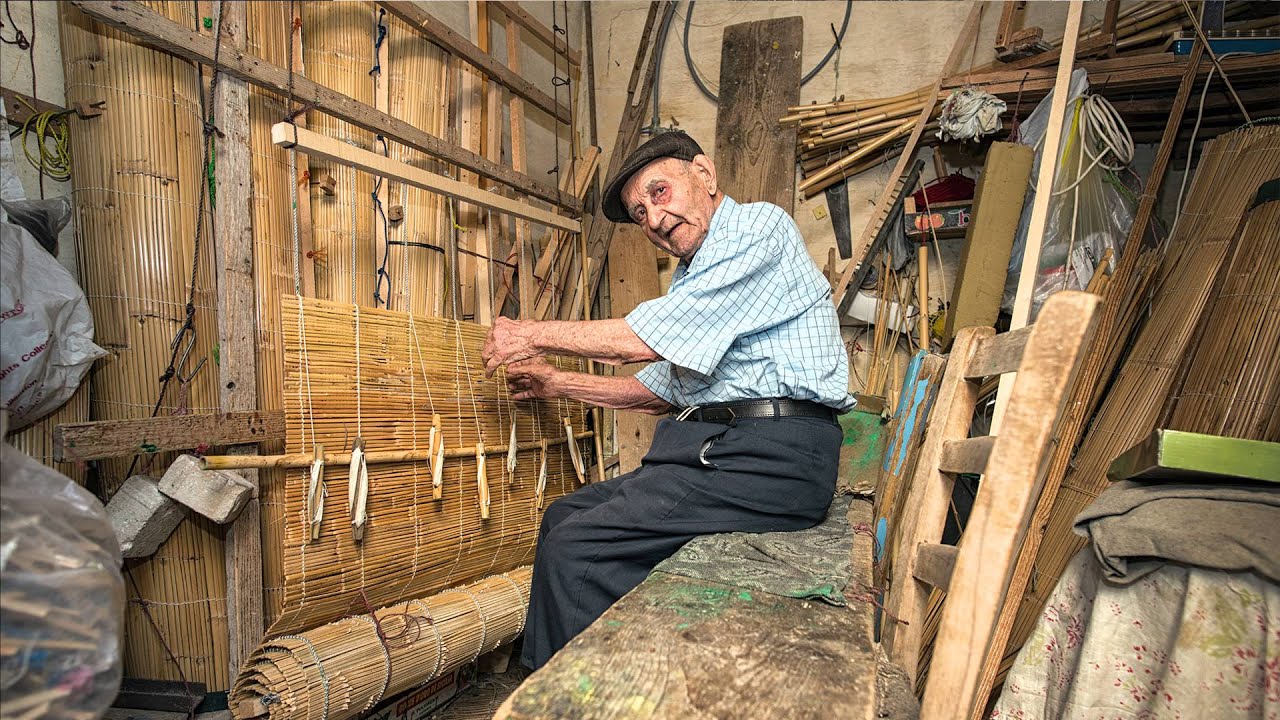 Traditional Trades in our Homes - The BOV Calendar 2016