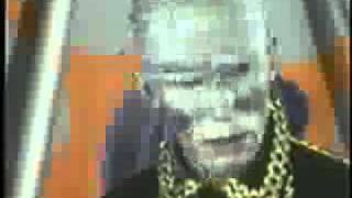 Giantrobot compressed.wmv