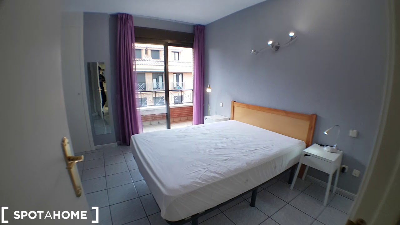 Modern 1bedroom apartment with balcony for rent in Villaviciosa de