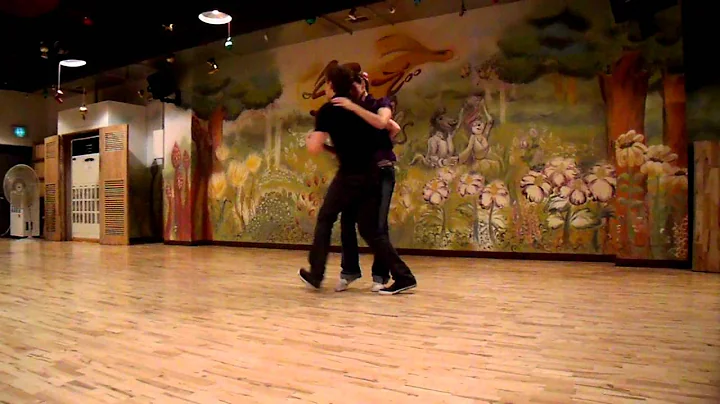 Joe & Nelle Social Dance Demo - Drag Blues in Seou...