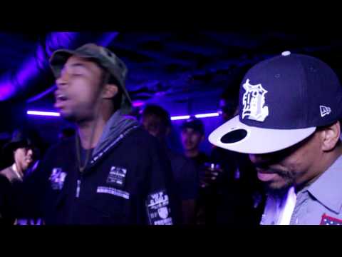 Ave Capone vs DV
