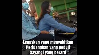 KEREN BANGET 2 cewek ini mengendarai motor Ninja
