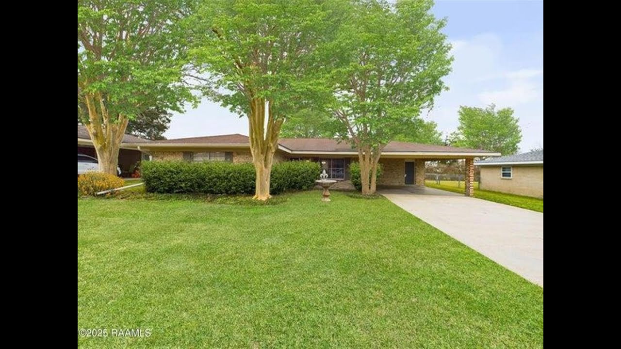 Charming 3 Bed 2 Bath