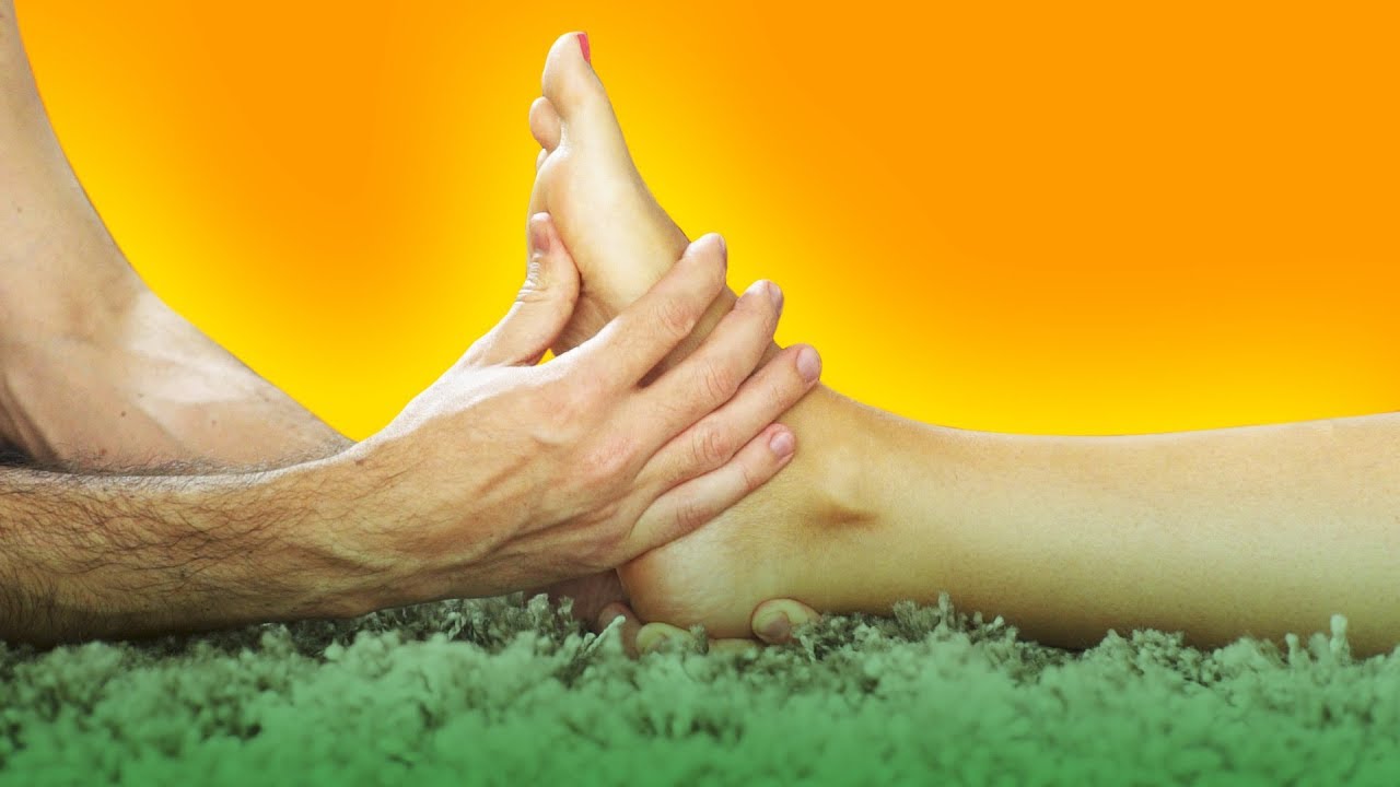 How To Give A Relaxing Foot Massage Youtube