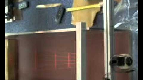 Dam break wave of non-Newtonian thixotropic fluid