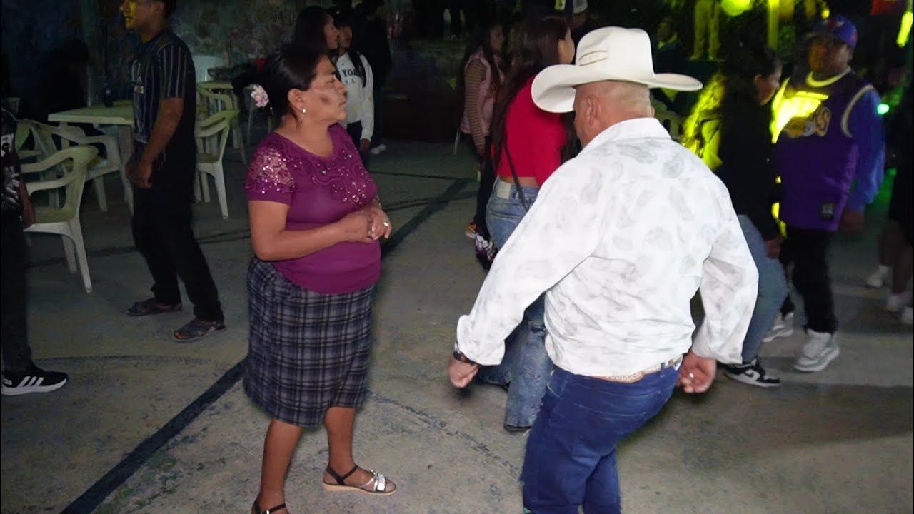 🚩 La Feria del Cepillin // La Chilena que todos Hablan ahora Con sonido Kumbiaestereo en Zacatipa