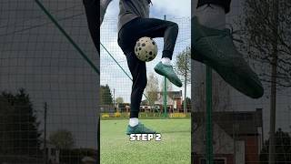 Ronaldinho vibes 🇧🇷🤙 #football #soccer #skills #ronaldinho #shorts #footballskills #soccerskills