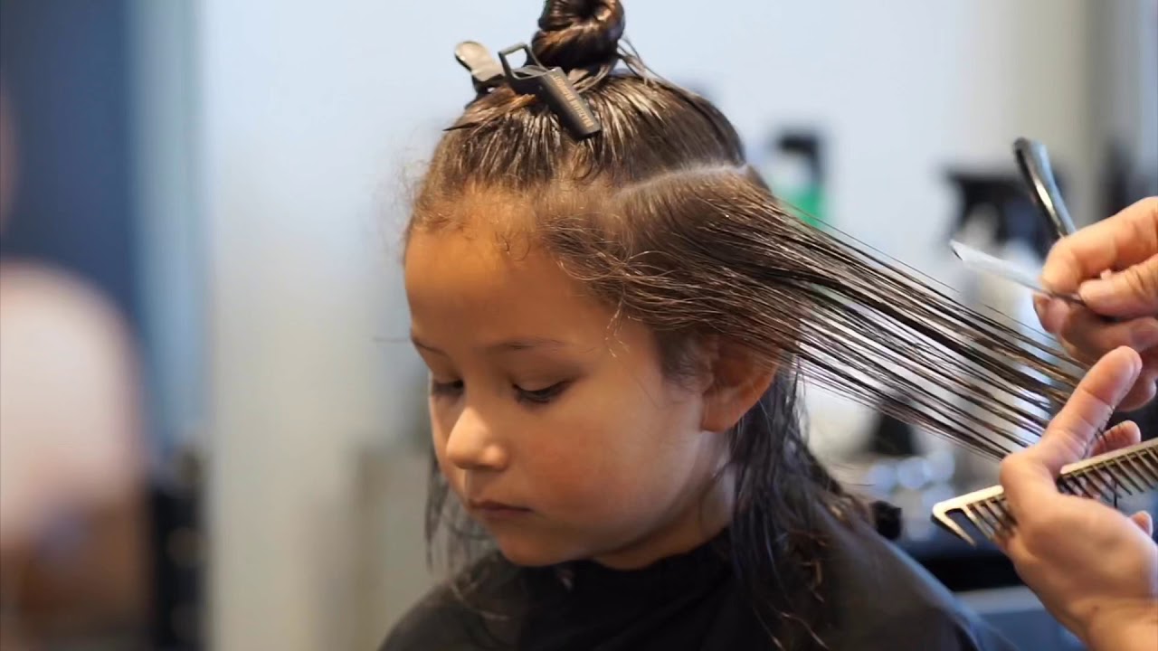 TEXTURED RAZOR CUT - YouTube