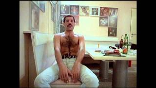 Freddie Mercury - In my defence chords