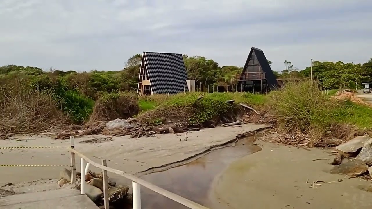 ITAPOÁ SC E A ENGORDA DA PRAIA