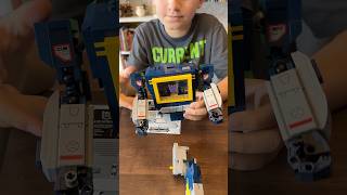 LEGO Soundwave Can Now Wave